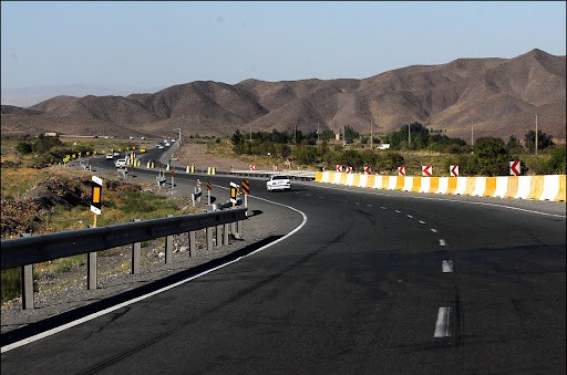 تصویر از رشد ترانزیت جاده‌ای چگونه می‌تواند برای اقتصاد کشور درآمدزا باشد؟